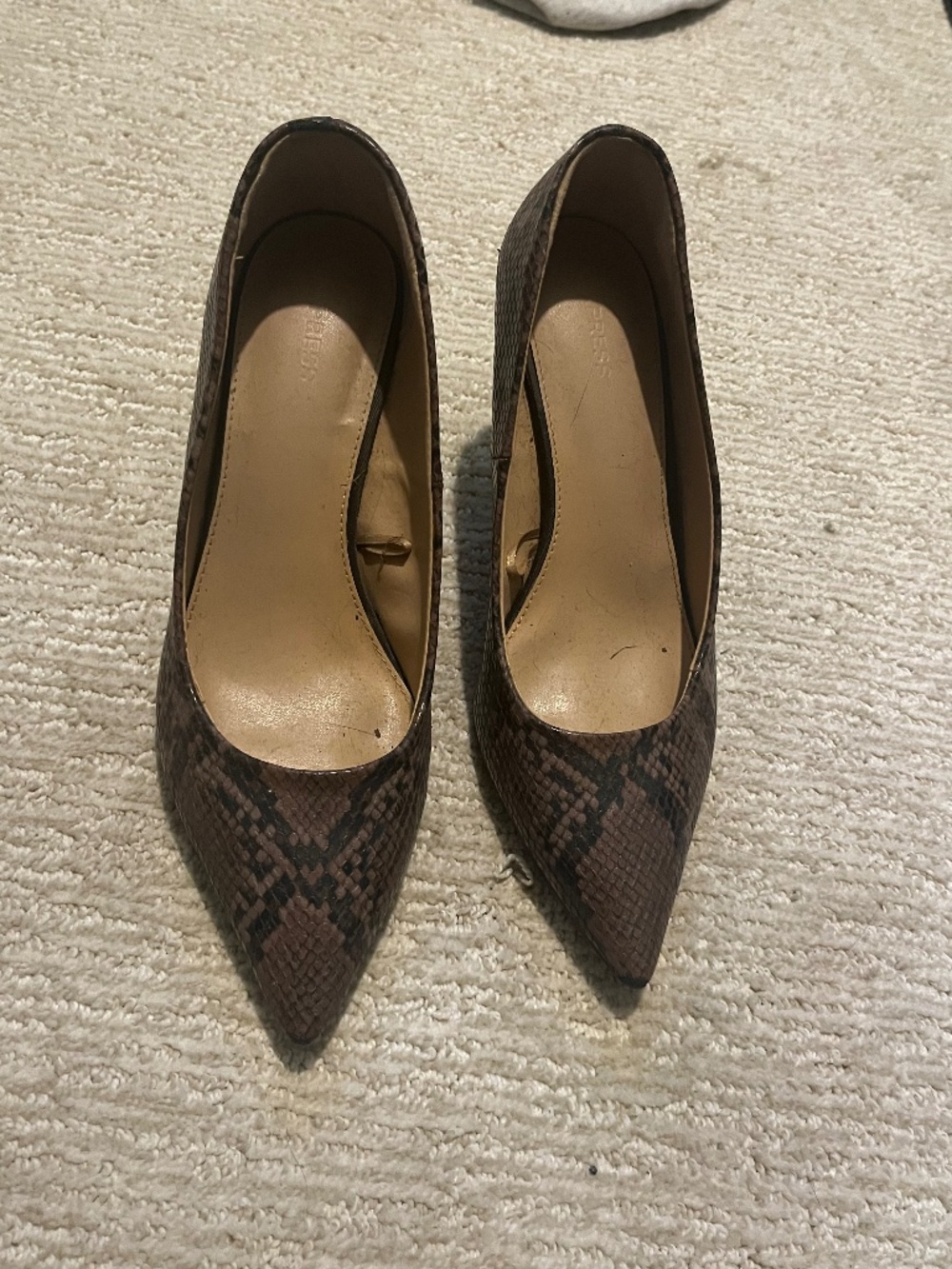 Brown snake print